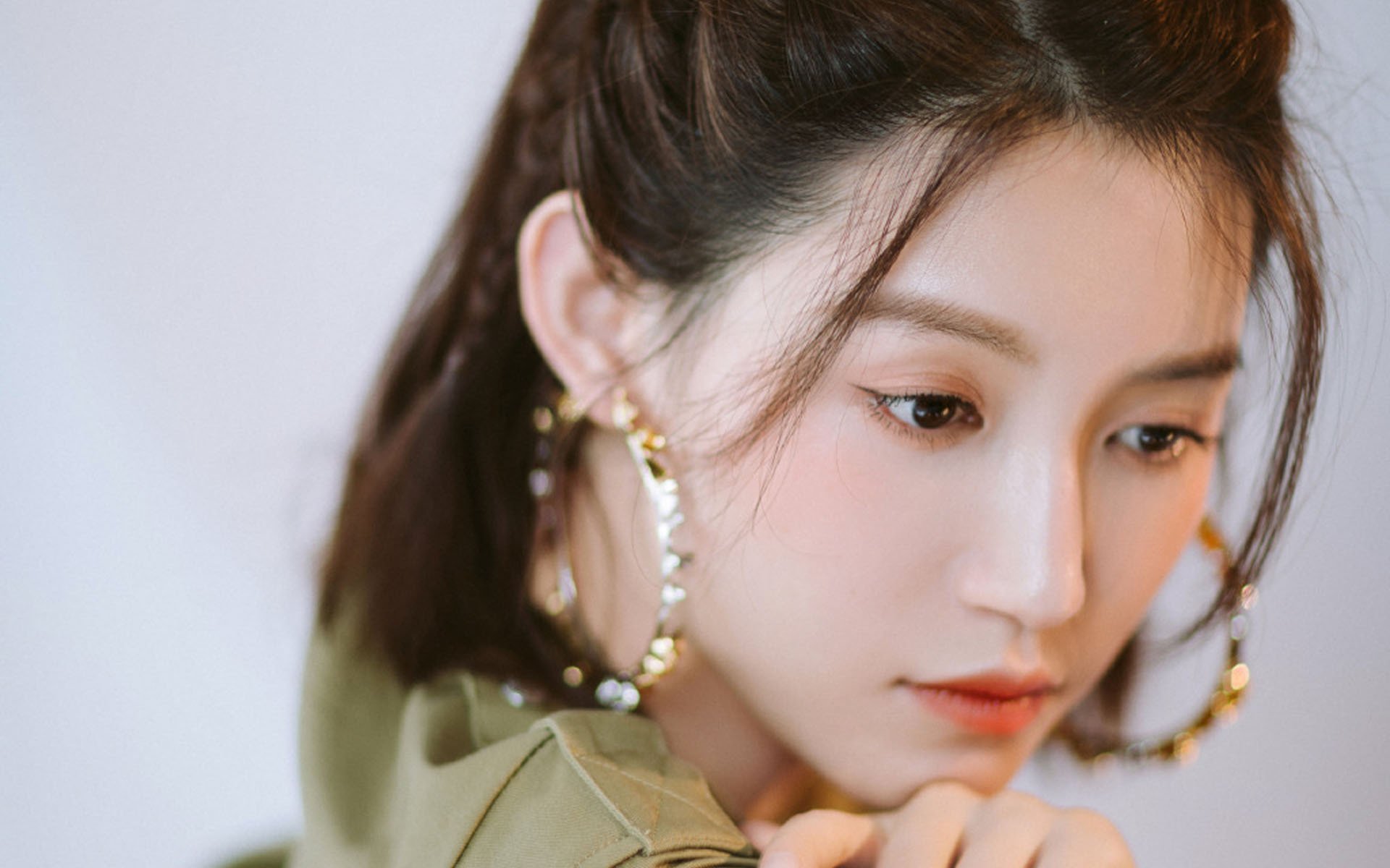 kaiyun体育app-凯尔特人三代同堂赛场同台,家族传承引发热议,凯尔特人老三巨头